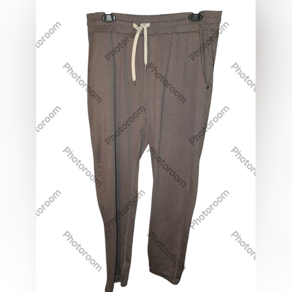 Vuori Ponto Performance  DreamKnit™ Pants - Picture 4 of 7